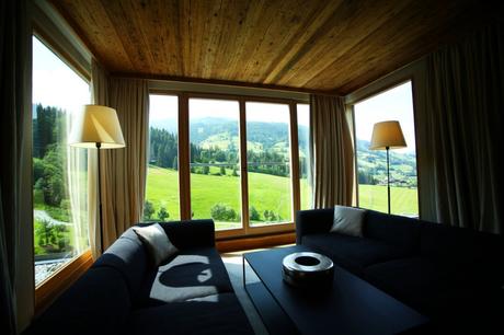 Sitznische der Penthouse Suite im Kempinski Das Tirol