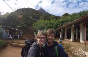 Bina und Francis nach dem Aufstieg zum Adam's Peak