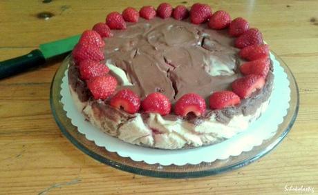 Chocolate Cheesecake mit Erdbeeren