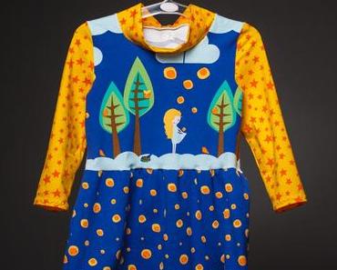 Schöne Kind Kleid – oder: Weihnachten im Sommer