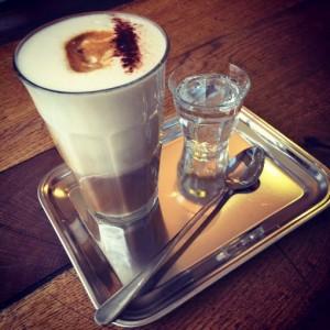 Soja Latte im Cafe Aran