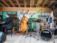 Triple Ace - Vernissage & Jazz bei der Holzwerkstatt in Halltal