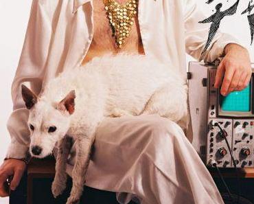 Musiknews: LA Priest (ehemals Sänger von Late Of The Pier) veröffentlicht sein Debütalbum “Inji”