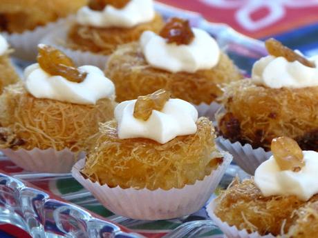 Mini - Kunafa -  Kunafa Ramadan Gebäck Rezept Muffinform Pudding Creme
