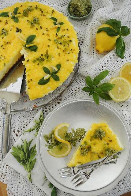Zitronen-Ingwer Tarte mit Basilikumzucker, der Sommer kann kommen!
