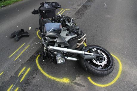Schwerer Motorradunfall Wipperfürth @Kreispolizeibehörde Oberbergischer Kreis