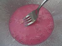 Rosarote Erdbeer-Rumkugeln OHNE Alkohol