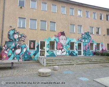 Street art in Berlin #37