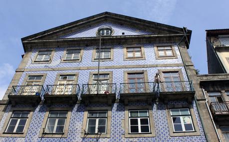 Zahlreiche Häuser in der Altstadt lassen den Glanz vergangener Tage erahnen.