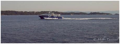Boot von der TLV TVM die nach Porquerolles fahren.