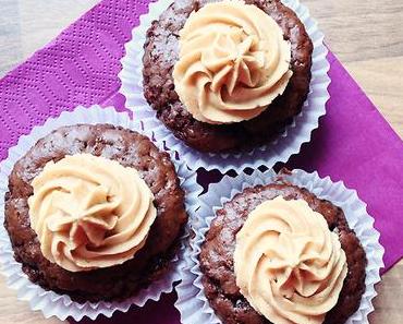 Rezept: Schoko-Cupcakes mit Erdnussbutter-Frosting