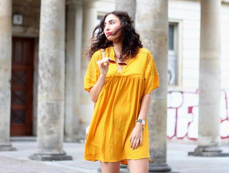 Yellow Boho Dress Zara Sale Nude Bag White Platform Sandals Berlin Fashion Blog Modeblog Inspiration Outfit