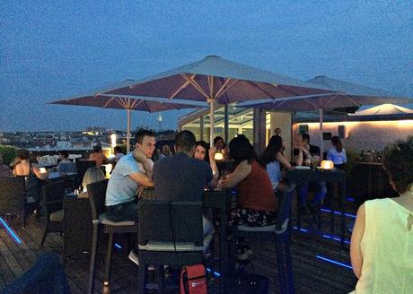 lovely places :: Atmosphere Rooftop Bar im Ritz Carlton Hotel