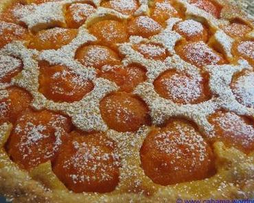 Aprikosen-Tarte mit Mandeln