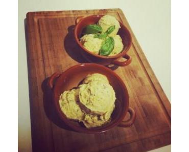 Sommercomeback mit meiner Mango-Basilikumeiscreme ohne Eismaschine