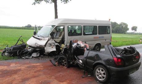 Schwerer Verkehrsunfall Ippensen@Polizeiinspektion Rotenburg