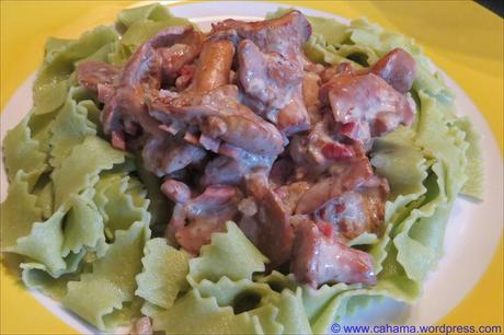 comp_CR_IMG_5819_Grüne_Nudeln_Pfifferlinge