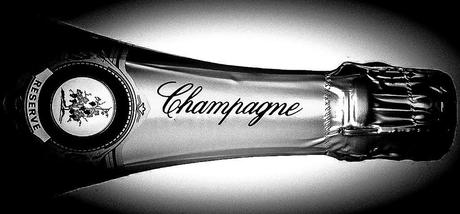 Kuriose Feiertage - 4. August - Tag des Champagners - www.kuriose-feiertage.de