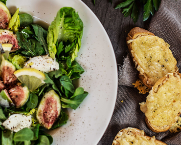 Feigensalat mit Bergkäse Crostini