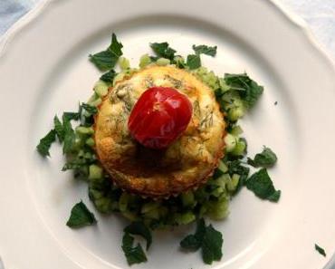 Dill-Feta-Küchlein mit Gurken-Minztatar