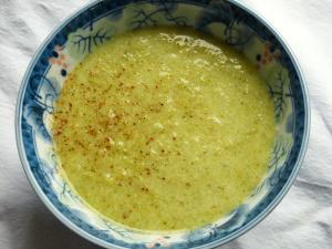 brokkoli-buttermilch-suppe
