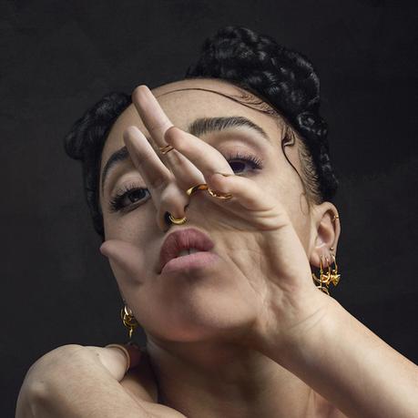 FKA twigs: Hysteria