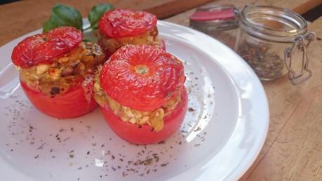 Tomaten gefüllt mit Auberginen und Feta – ein Gedicht