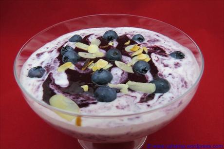 comp_CR_IMG_6192_Heidelbeer_Kefir_Joghurt_Dessert