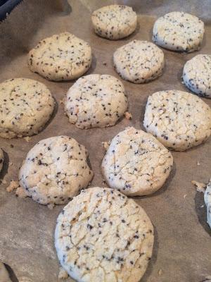 Dinkel-Chia-Hirse Cookies (laktosefrei, fruktosearm, vegan)