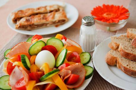 12 gesunde Frühstücksideen, die Ihnen helfen Zeit zu sparen