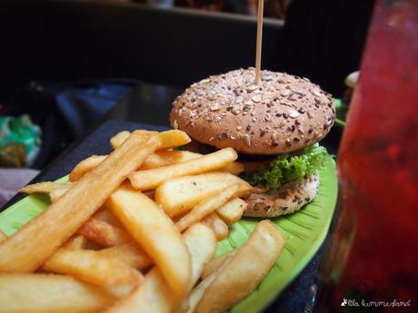 hans-im-glueck-horntreager-veggie-burger