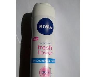 NIVEA Fresh Flower Deodorant Spray + La Roche-Posay Anthelios XL LSF 50+ Fluid