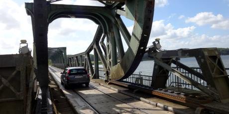 Skandinavien: schwebe Brücke