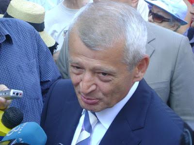 Bukarester Oberbürgermeister verrät nach 7 Jahren Amtstätigkeit, dass er korrupt bis in die Knochen ist