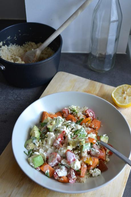 Savoury Wednesday: Quinoa Salat mit Feta, Avocado und Süsskartoffel