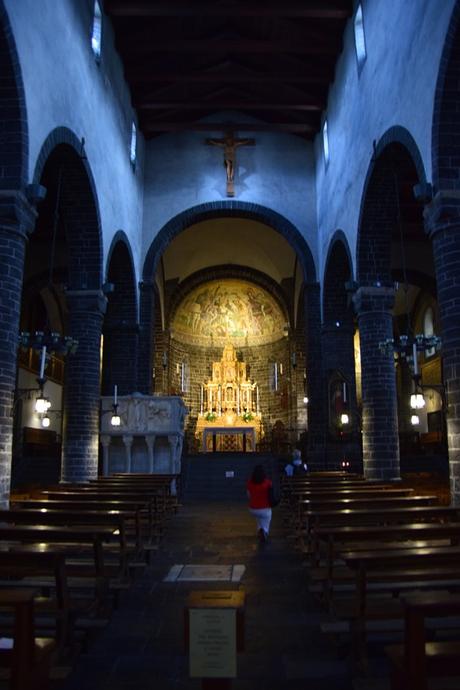 06_Altar-Basilica-di-San-Giacomo-Bellagio-Comer-See-Italien