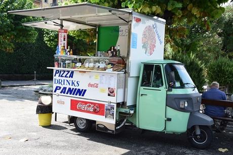 10_Panini-Pizza-Mobil-Bellagio-Comer-See-Italien