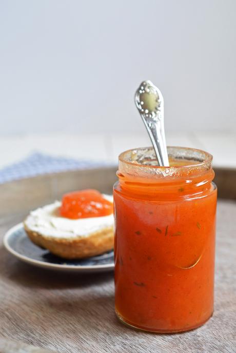 Melonen-Tomaten-Konfitüre mit Rosmarin