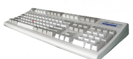 EnduroPro White Buckling Spring Keyboard – Nostalgie pur