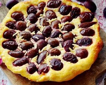 Zwetschgendatschi auf Vanille Grießbett