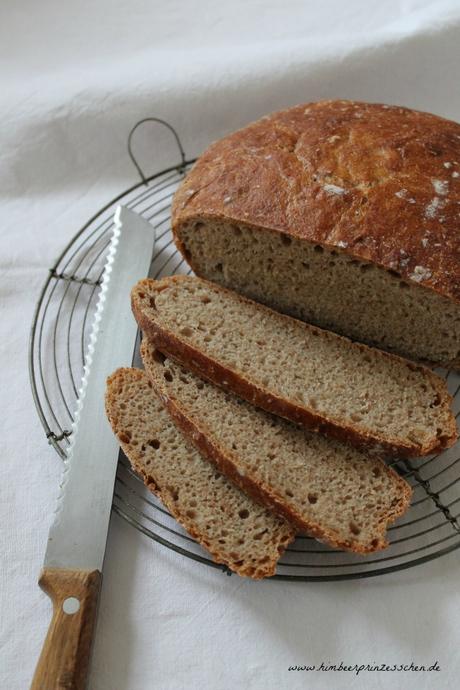 Mein erstes selbstgebackenes Brot - No Knead Bread
