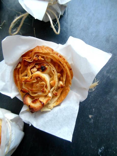 Kulinarikus begrüßt den Herbst mit Apfelstrudel-Mandel-Muffins