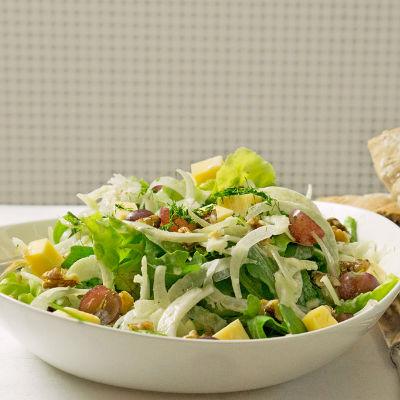 Herbstlicher Salat mit Fenchel & Walnüssen