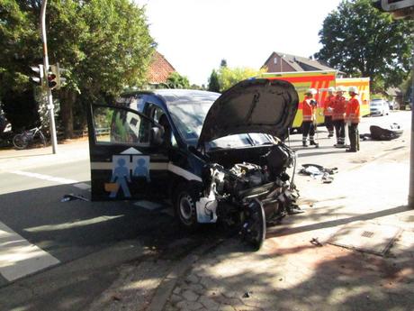 Schwerer Verkehrsunfall Bleckmar@Polizeiinspektion Celle