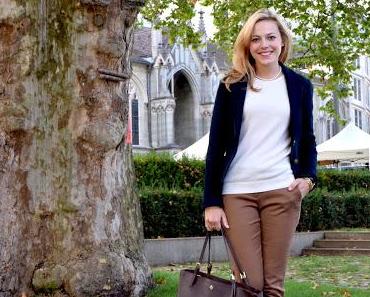 BORDEAUX BALLERINAS + STOFFHOSE + KASCHMIRPULLOVER
