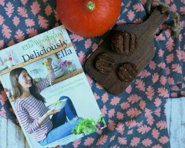 [bakes...] Chocolate Chia Cookies {vegan, glutenfree} {Deliciously Ella}