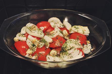Blogtober 2. // Recipe: Geröstete Tomatensuppe (vegan)