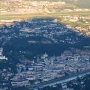 Salzburg erwacht am Morgen der Supervollmondnacht zum Leben
