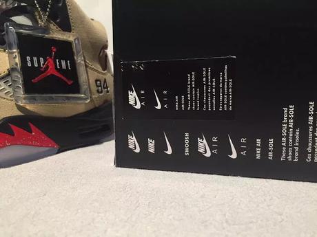 Supreme x Air Jordan 5 Pack