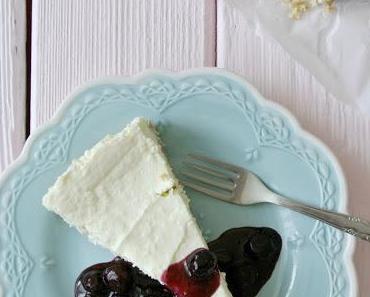 Cheesecake mit Heidelbeer Topping